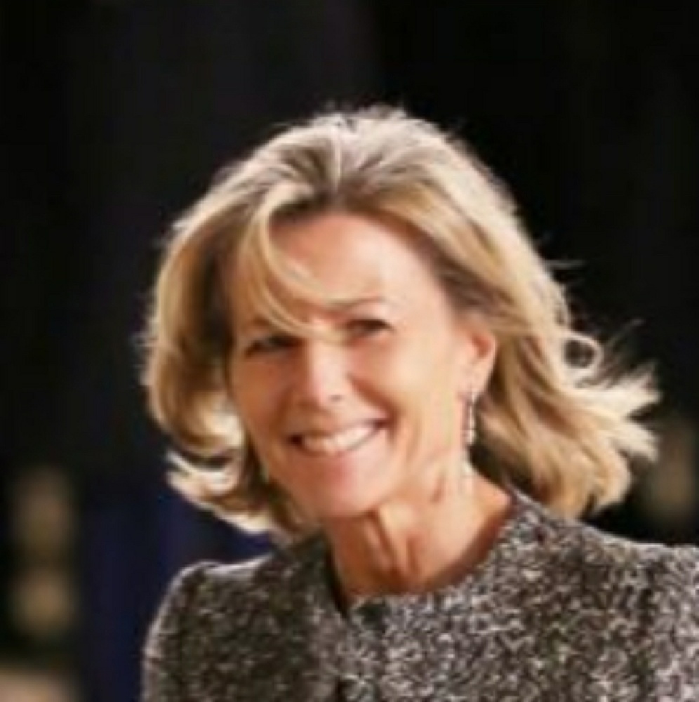 Meet your Posher, Claire